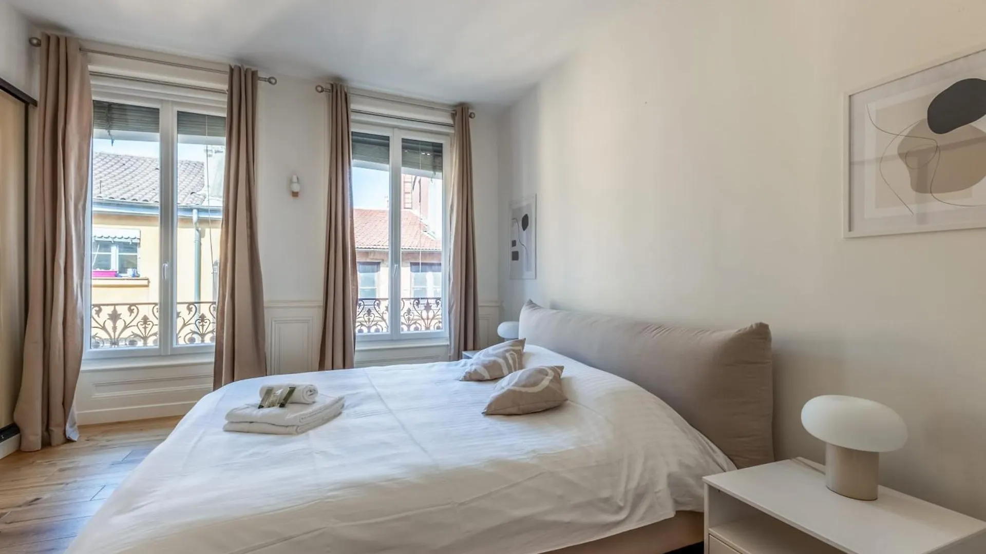 Apartament Appartement Mercier - Welkeys Lyon Francja